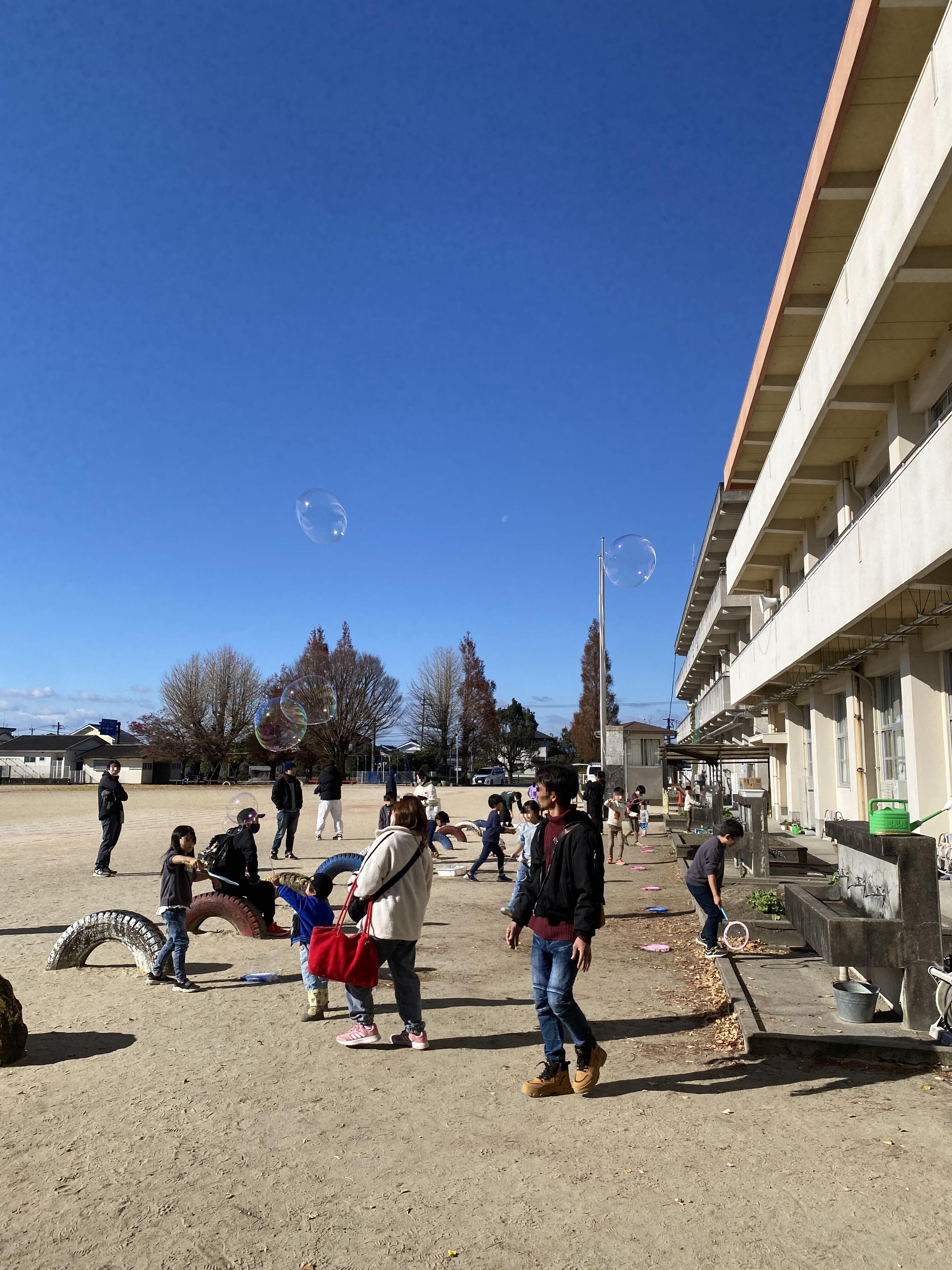 higashi02R6.jpg
